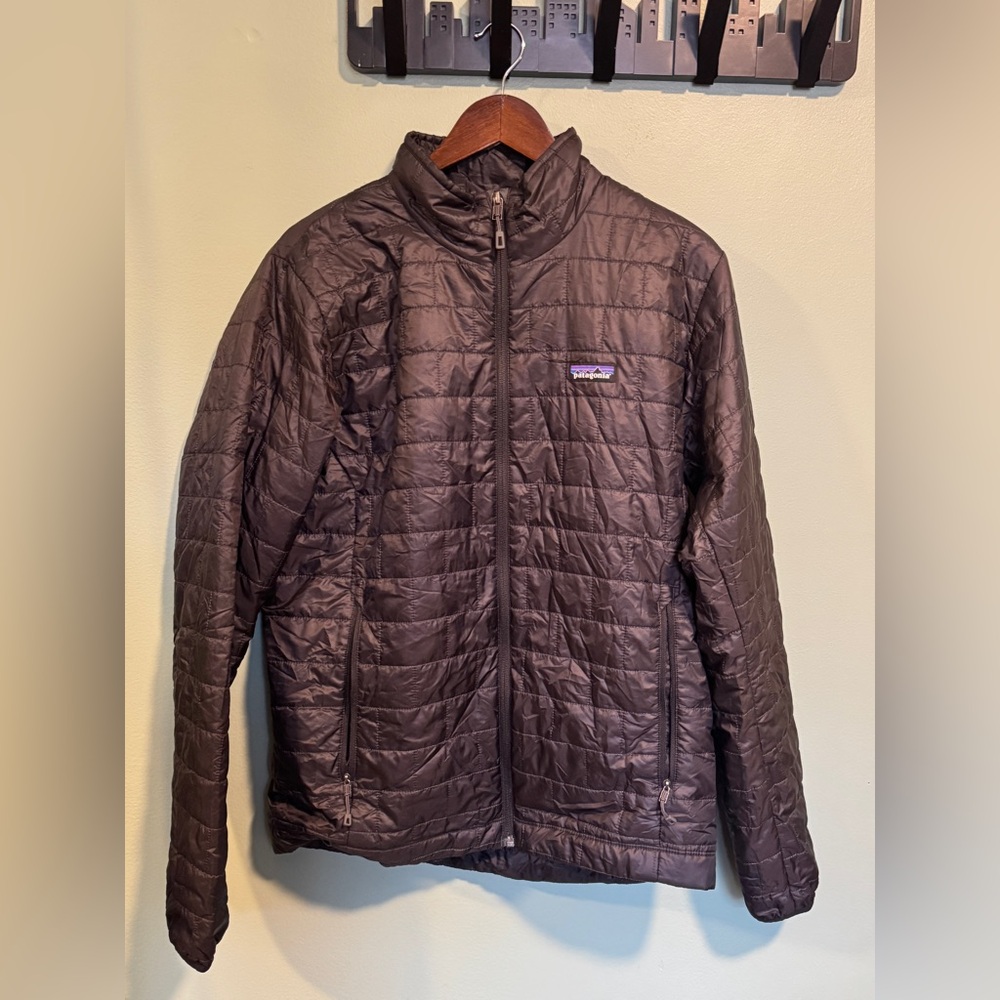 Patagonia Men's Nano Puff Jacket- Black